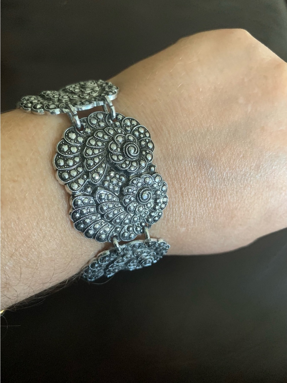 Vintage Lightweight Silver Tone Marcasite Embellished Abstract Owl Bracelet